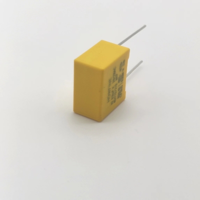 De condensator X2 0.33UF/310VAC P15mm L25mm van de polypropyleenfilm